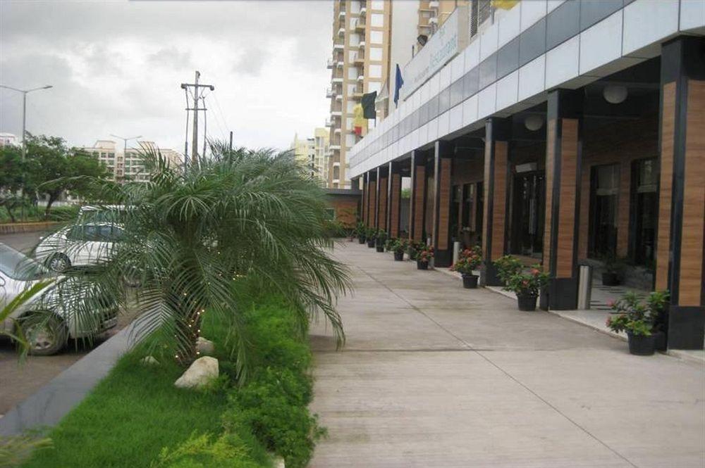 فندق بالافي أفيدا نافي مومباي المظهر الخارجي الصورة